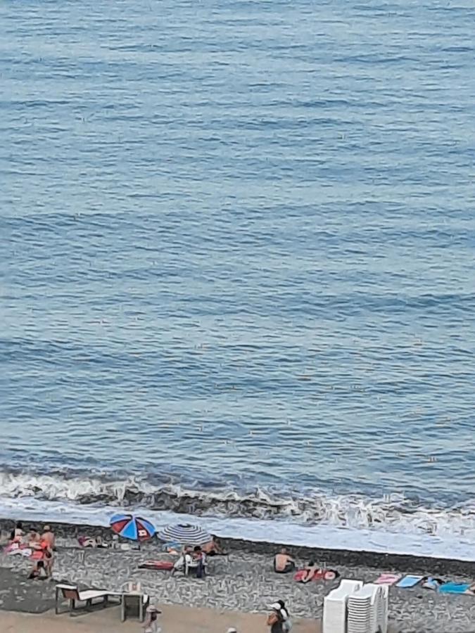 Apartment Desi With Sea View On The Beach In Batumi Zewnętrze zdjęcie