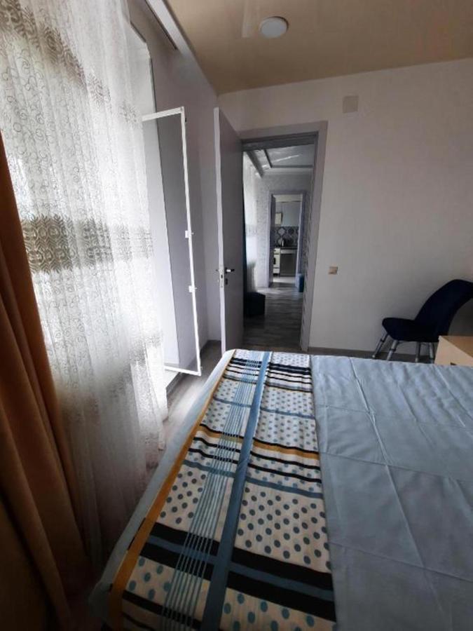Apartment Desi With Sea View On The Beach In Batumi Zewnętrze zdjęcie